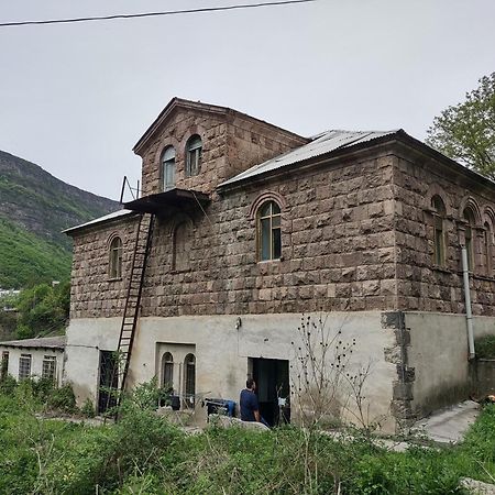 Tumanyan Bathhouse Hostel Dış mekan fotoğraf
